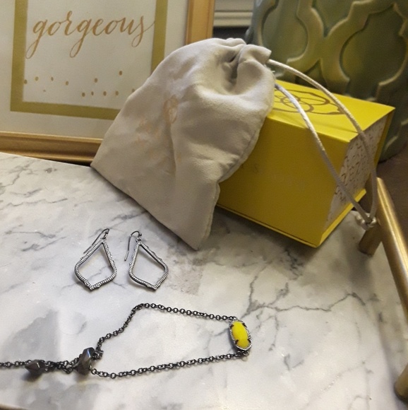 Kendra Scott Set - Picture 1 of 5